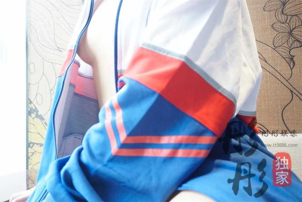 我想吃麦当劳 - 校服 [42P+3V/268M]（1）